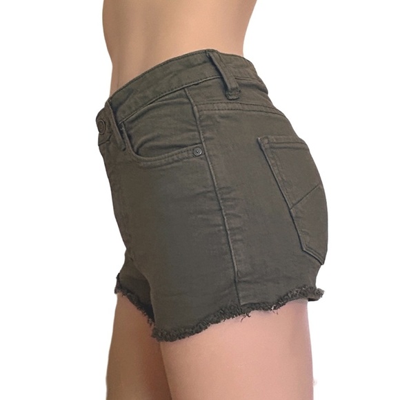 Aritzia Talula Short Shorts Cut Off Raw Hem Branded Throughout Army Green - Picture 9 of 11